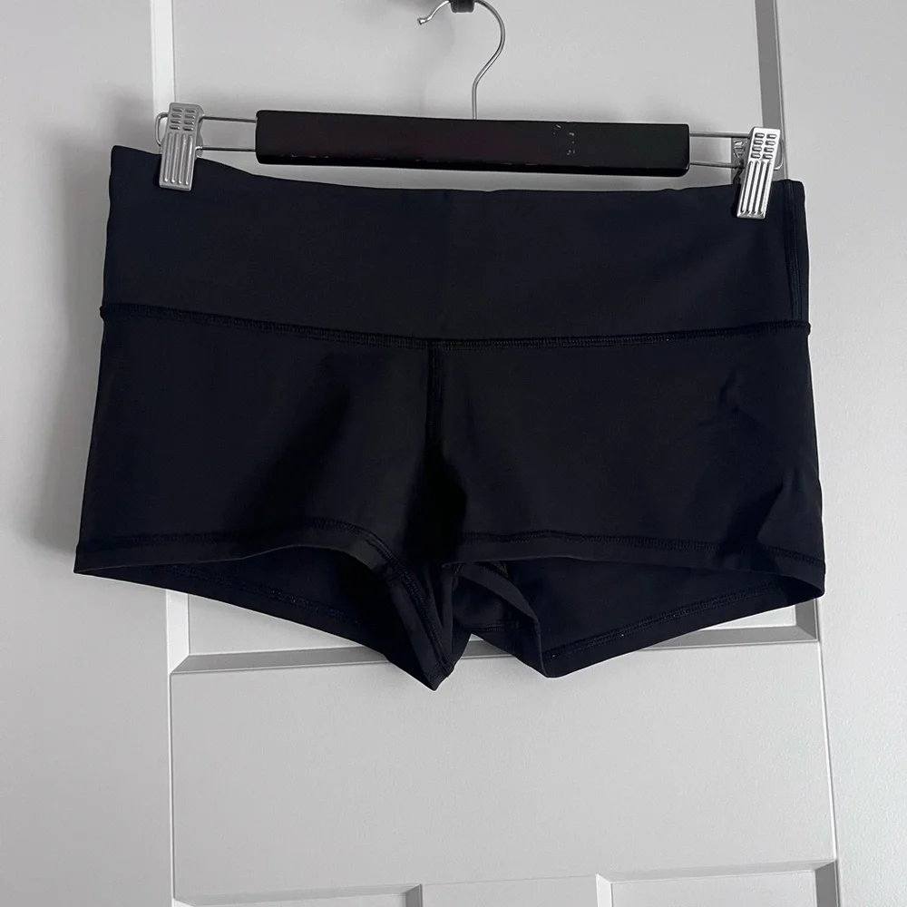 LULU LEMON | Shorts - Picture 5 of 8